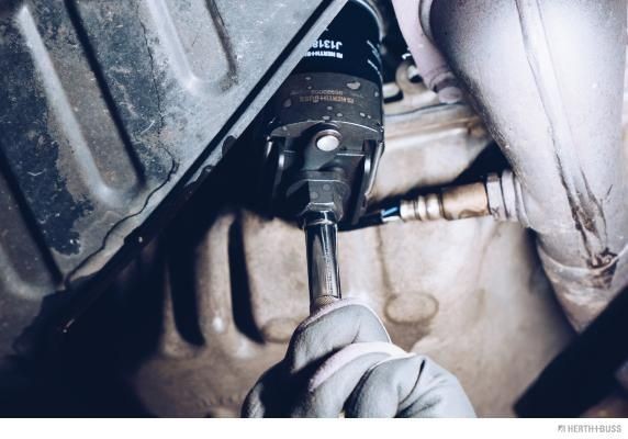 Llave Saca Filtro De Aceite Ajustable – Herramienta